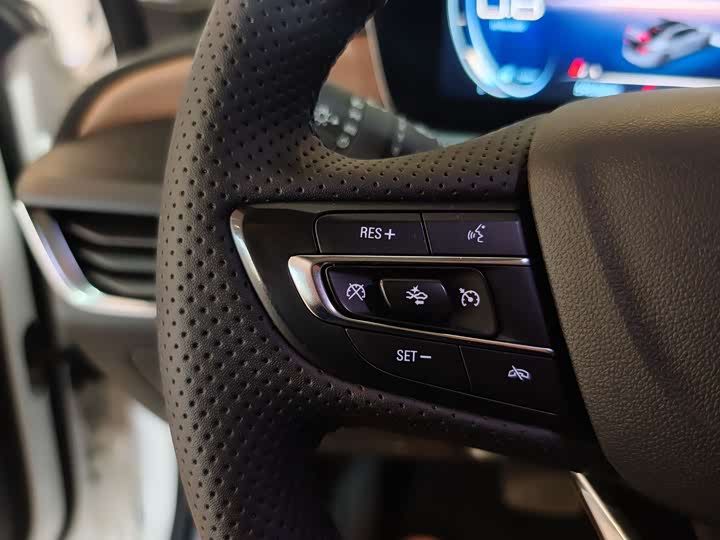 Фото 9 - Buick Verano