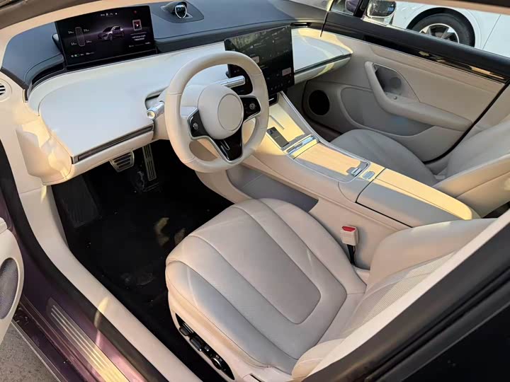 Фото 7 - Luxeed S7