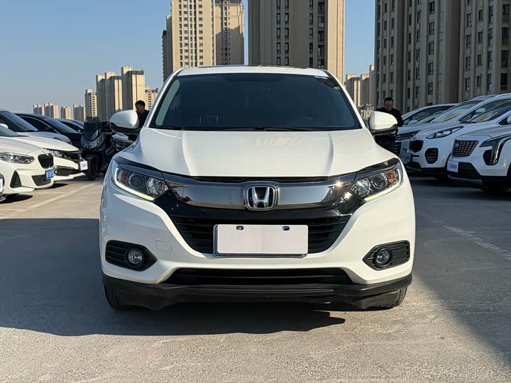 Фото 2 - Honda Vezel