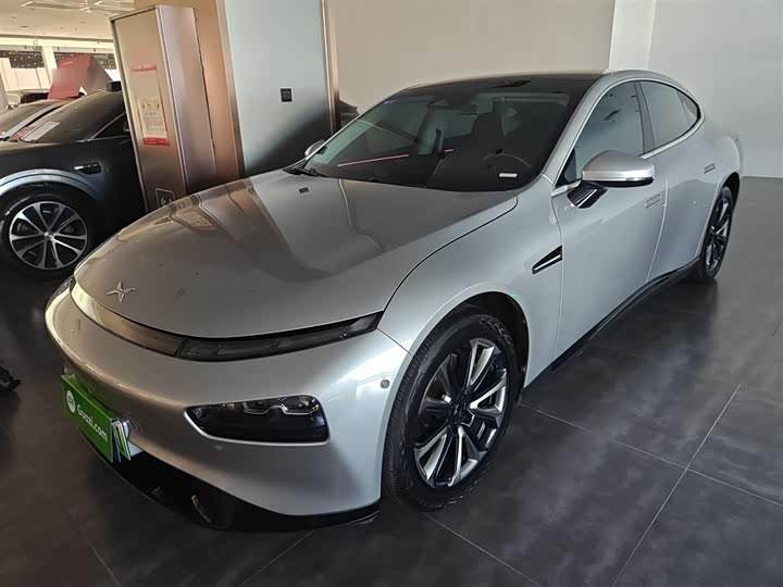 Фото 2 - XPeng P7