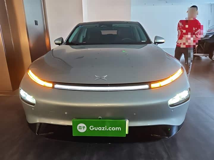 Фото 3 - XPeng P7