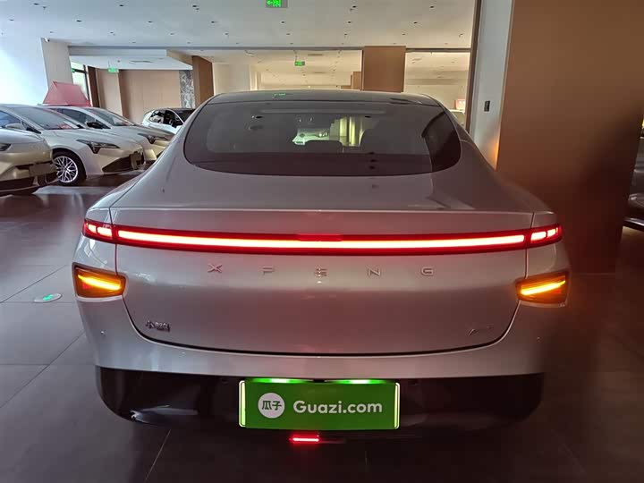 Фото 6 - XPeng P7