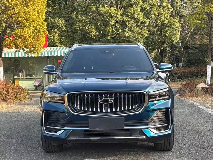 Фото 2 - Geely Monjaro