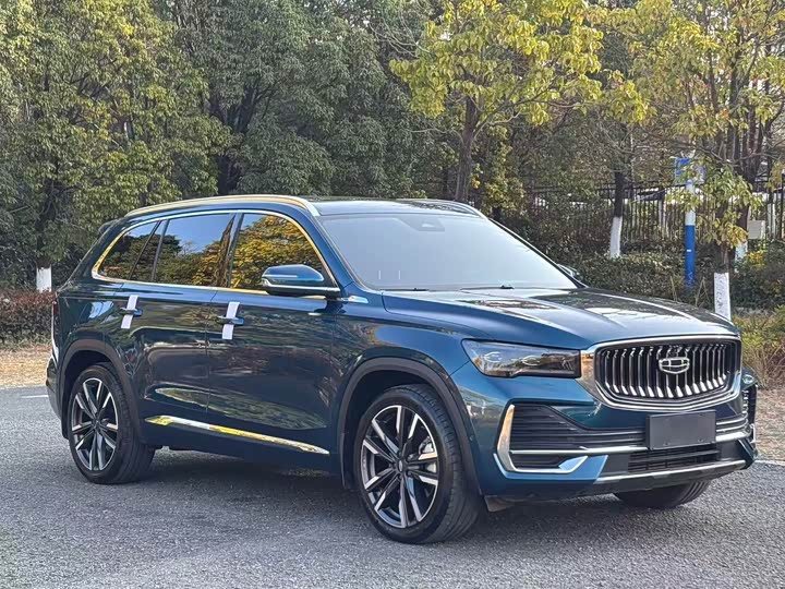 Фото 3 - Geely Monjaro