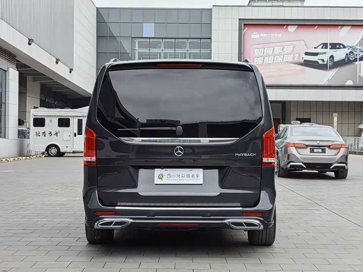 Фото 8 - Mercedes-Benz V-Class