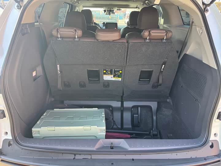 Фото 6 - Toyota Sienna