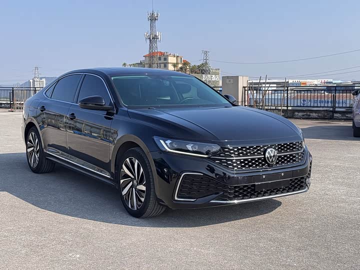 Фото 3 - Volkswagen Passat