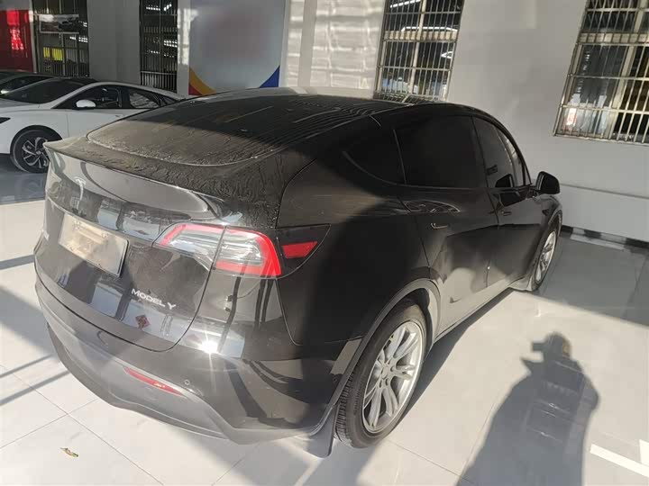 Фото 7 - Tesla Model Y
