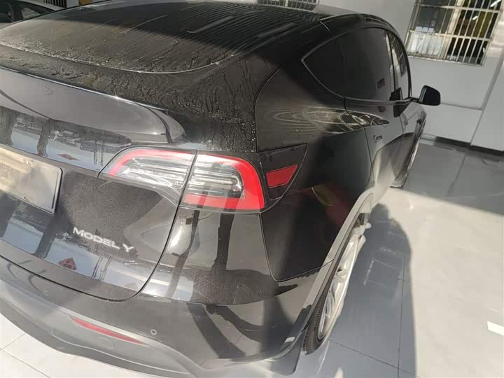 Фото 8 - Tesla Model Y