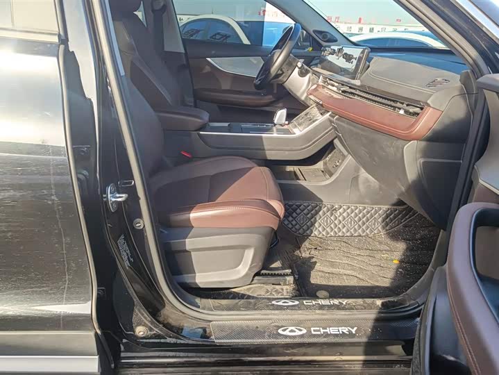 Фото 8 - Chery Tiggo 7