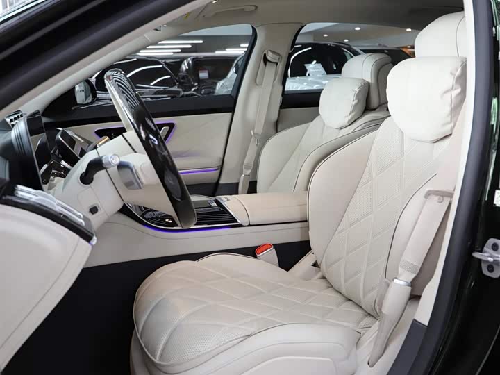 Фото 6 - Mercedes-Benz Maybach S-Class