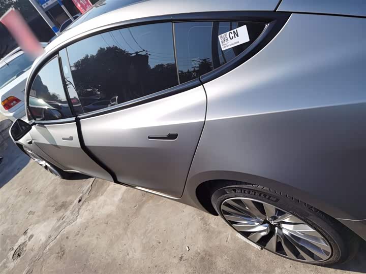 Фото 5 - Tesla Model 3