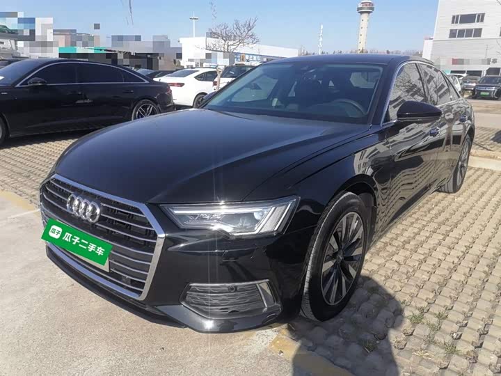 Фото 1 - Audi A6L