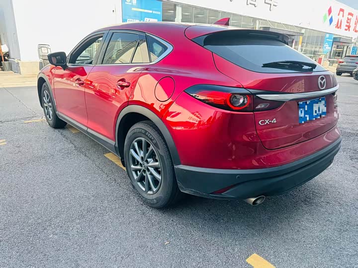 Фото 9 - Mazda CX-4