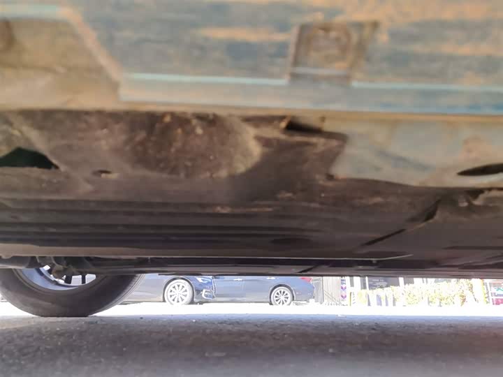 Фото 4 - Geely Preface