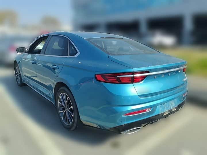 Фото 9 - Geely Preface