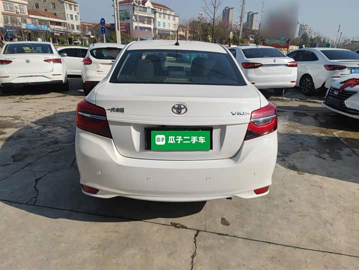 Фото 6 - Toyota Vios