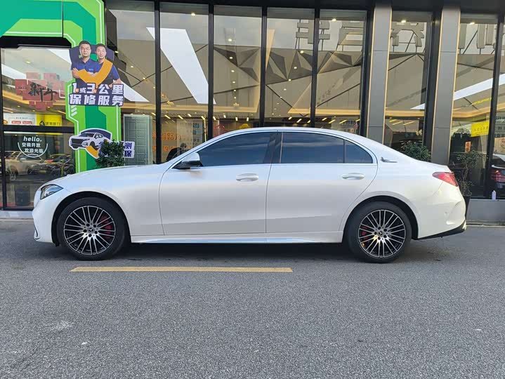 Фото 2 - Mercedes-Benz C-Class