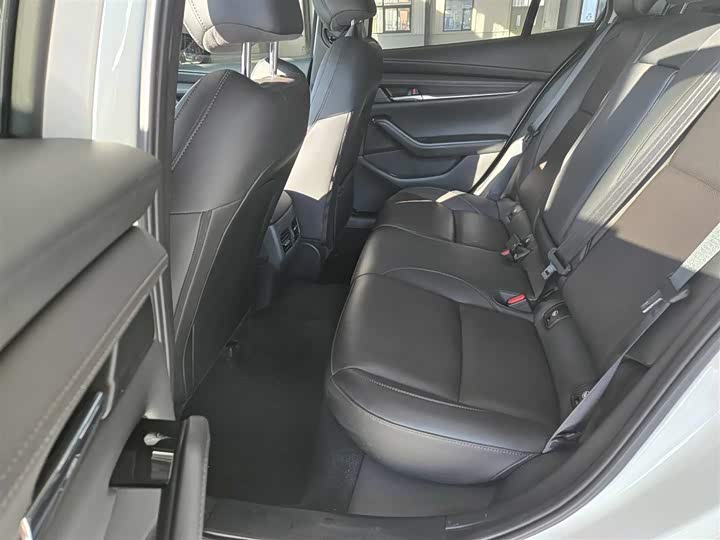 Фото 7 - Mazda 3 (Axela)