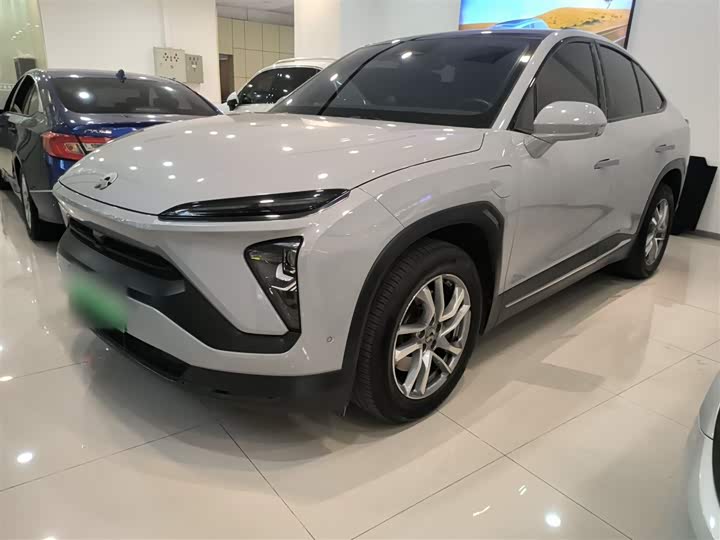 Фото 1 - Nio EC6