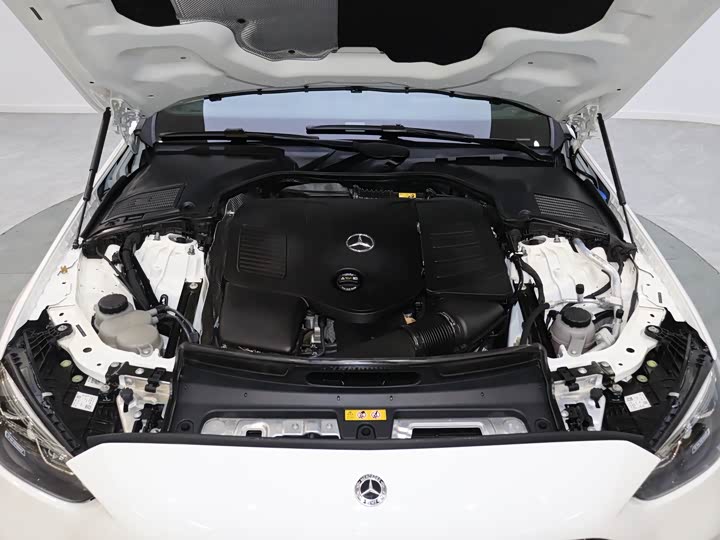 Фото 7 - Mercedes-Benz C-Class