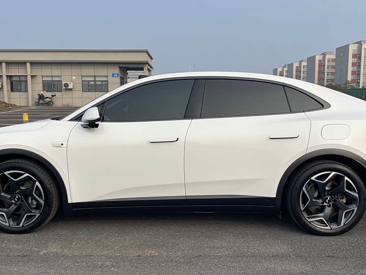 Фото 4 - Nio Onvo L60