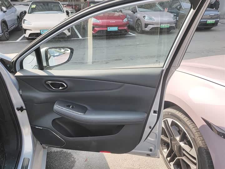 Фото 27 - GAC Aion S Max