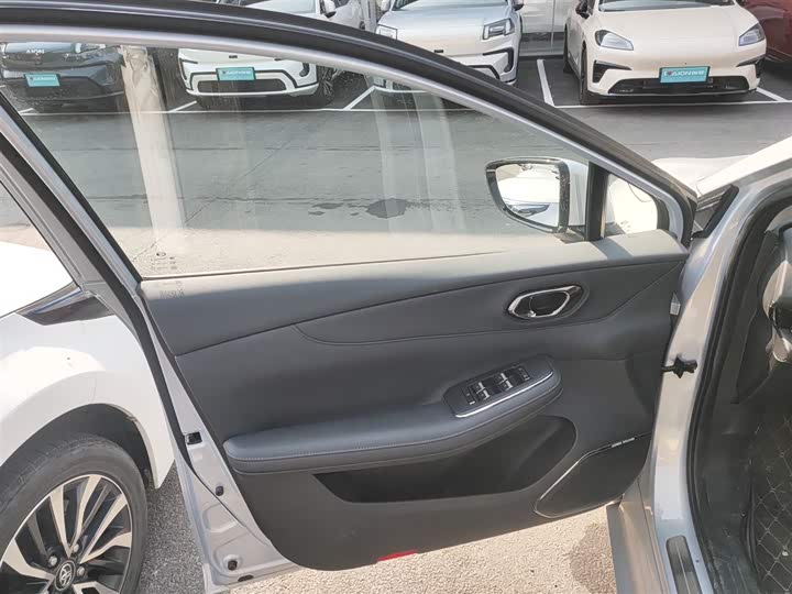 Фото 29 - GAC Aion S Max