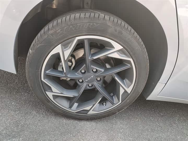 Фото 31 - GAC Aion S Max