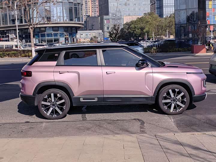 Фото 4 - Geely Icon