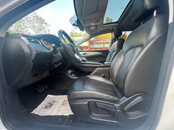 Фото 4 - Roewe i6 Max EV