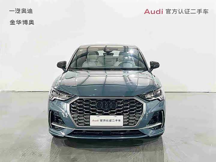 Фото 2 - Audi Q3