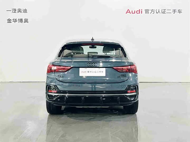 Фото 5 - Audi Q3