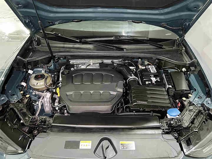 Фото 8 - Audi Q3