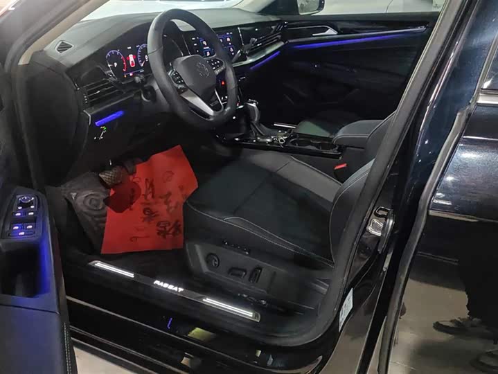 Фото 9 - Volkswagen Passat