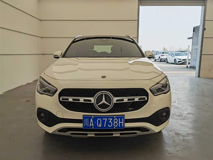 Фото 2 - Mercedes-Benz GLA-Class