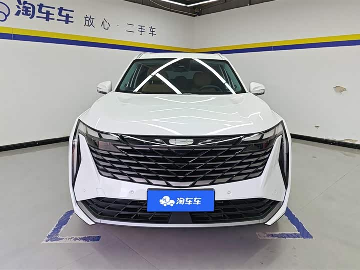 Фото 2 - Geely Atlas L