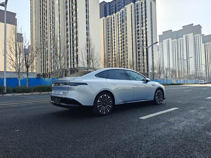 Фото 4 - Nissan N7