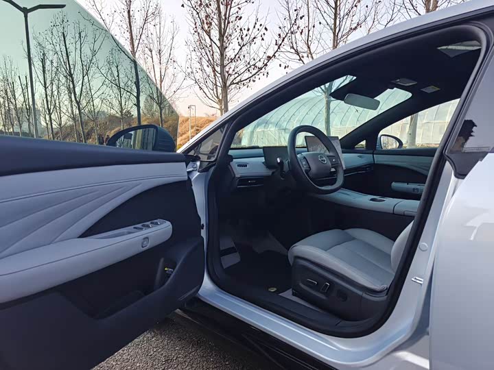 Фото 6 - Nissan N7