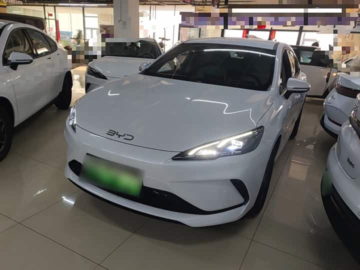 Фото 2 - BYD Seal 05 DM-i Hybrid