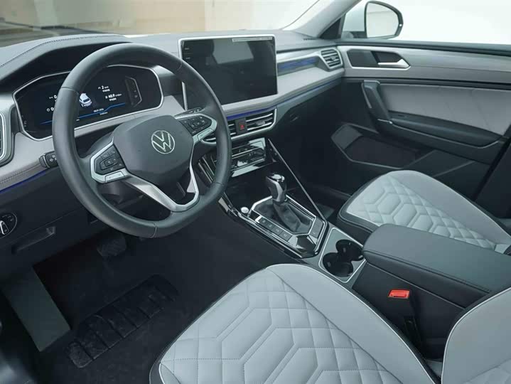Фото 9 - Volkswagen Tayron