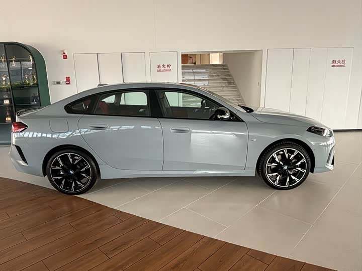 Фото 3 - BMW 2 Series