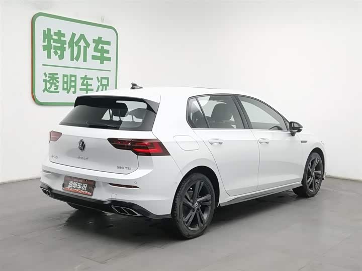 Фото 2 - Volkswagen Golf