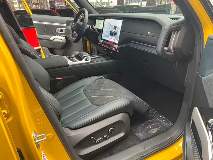 Фото 7 - Changan Deepal G318