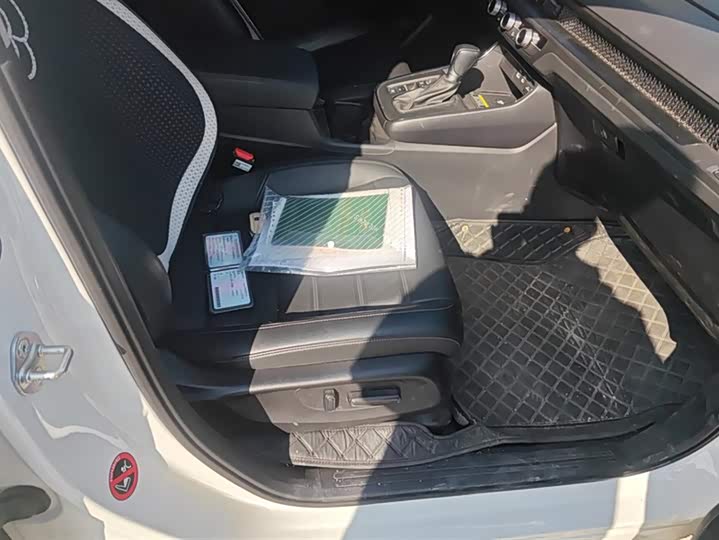 Фото 8 - Honda CR-V