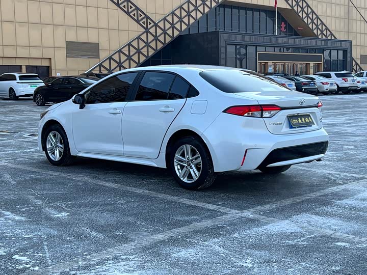 Фото 3 - Toyota Levin