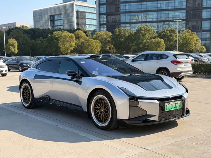 Фото 3 - HiPhi Z