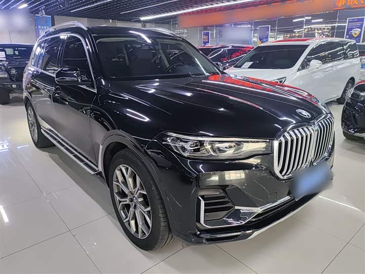 Фото 4 - BMW X7