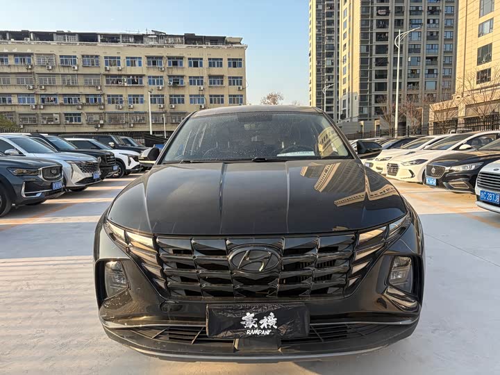 Фото 4 - Hyundai Tucson L