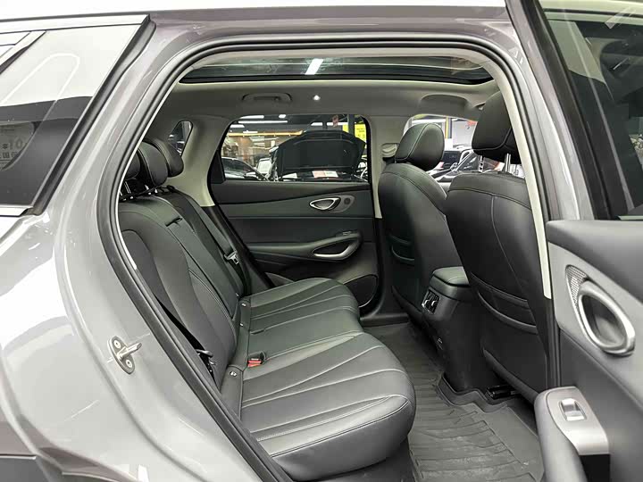 Фото 8 - BYD Sea Lion 05 EV